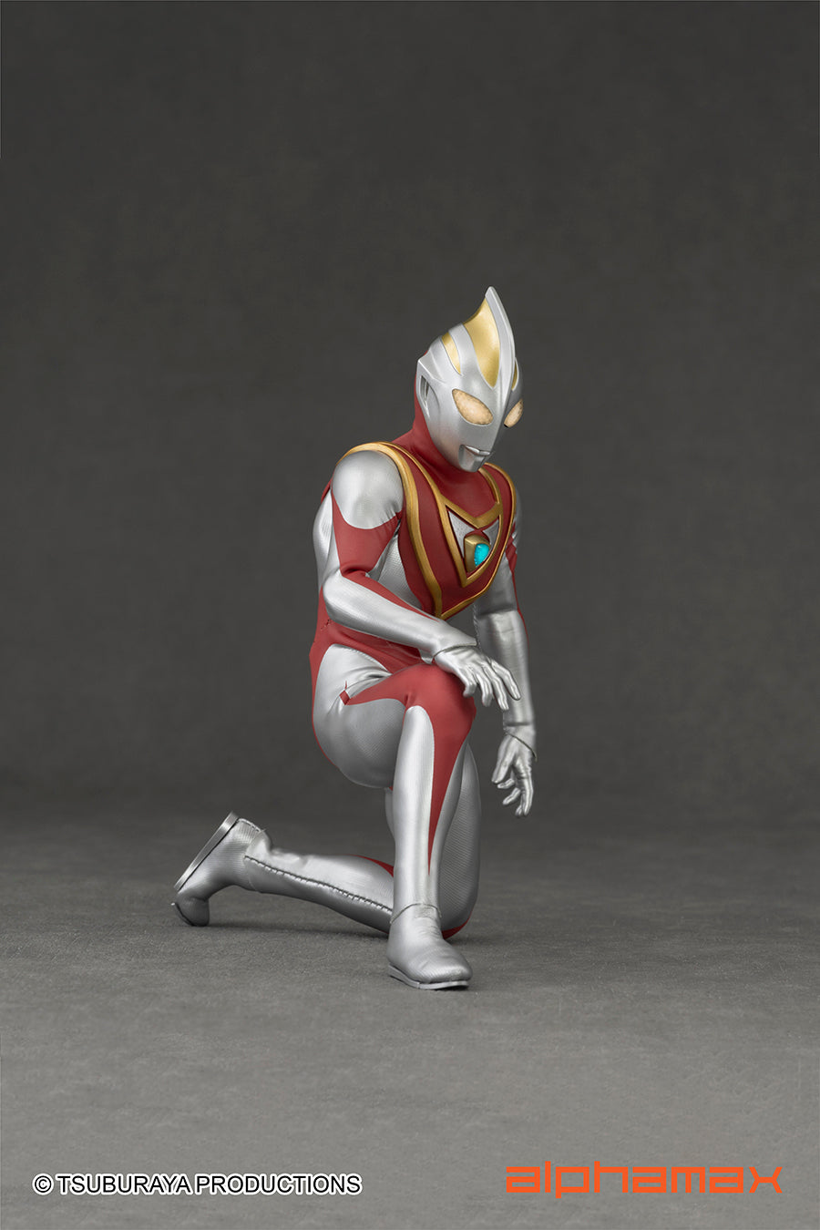 0913    【alphamax】    ULTRAMAN GAIA V1