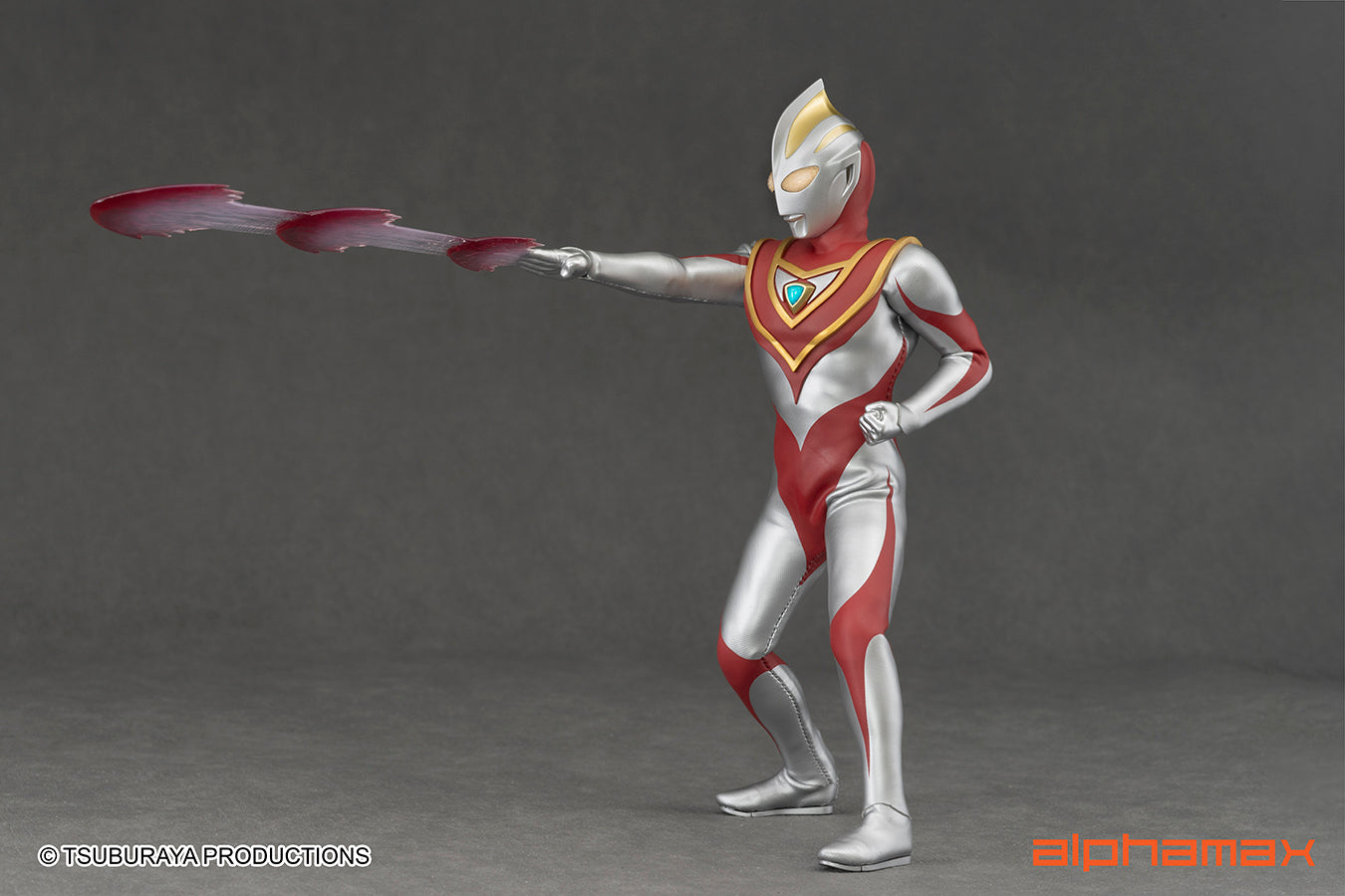 0913    【alphamax】    ULTRAMAN GAIA V1