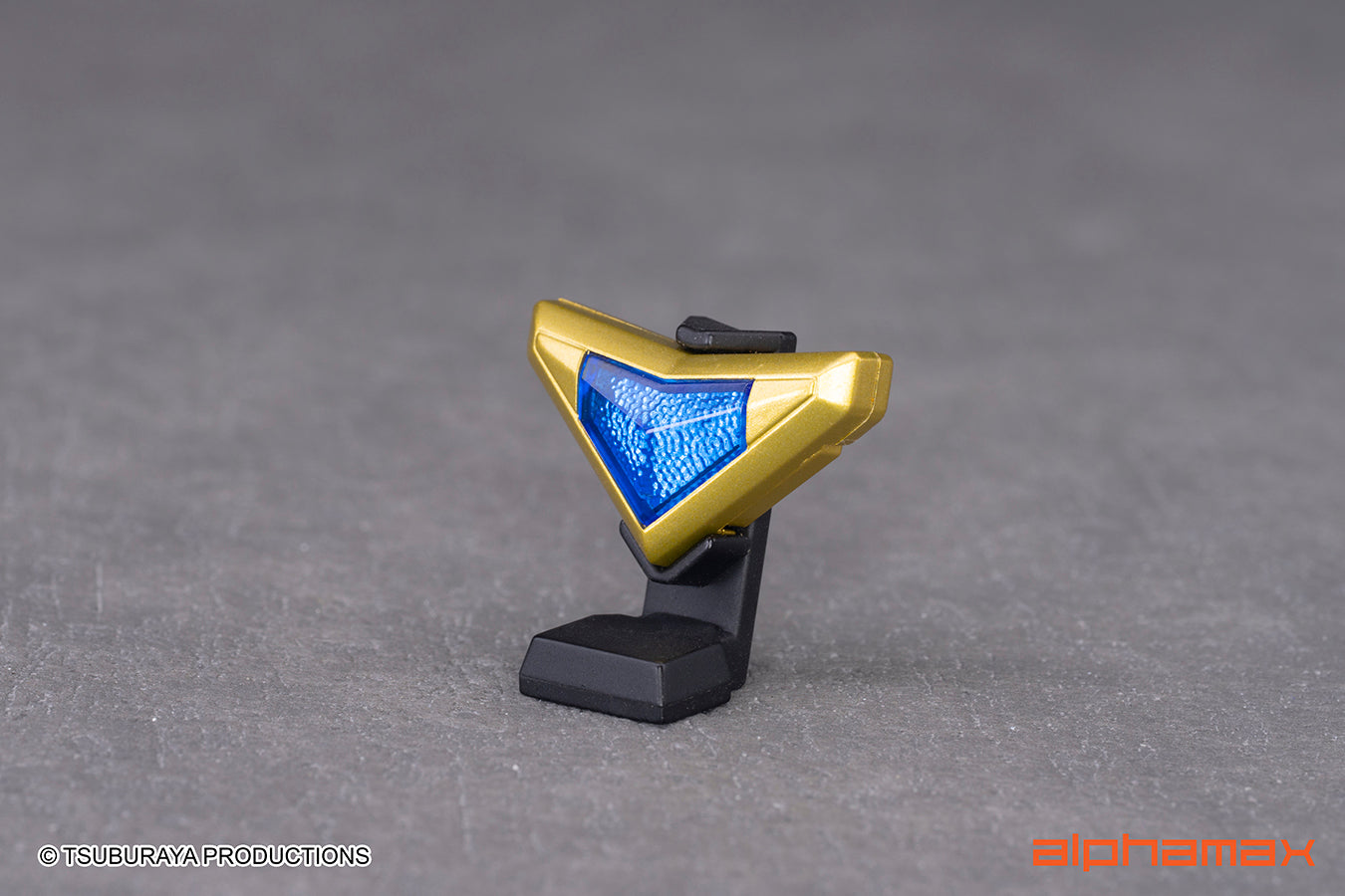 0913    【alphamax】    ULTRAMAN GAIA V1